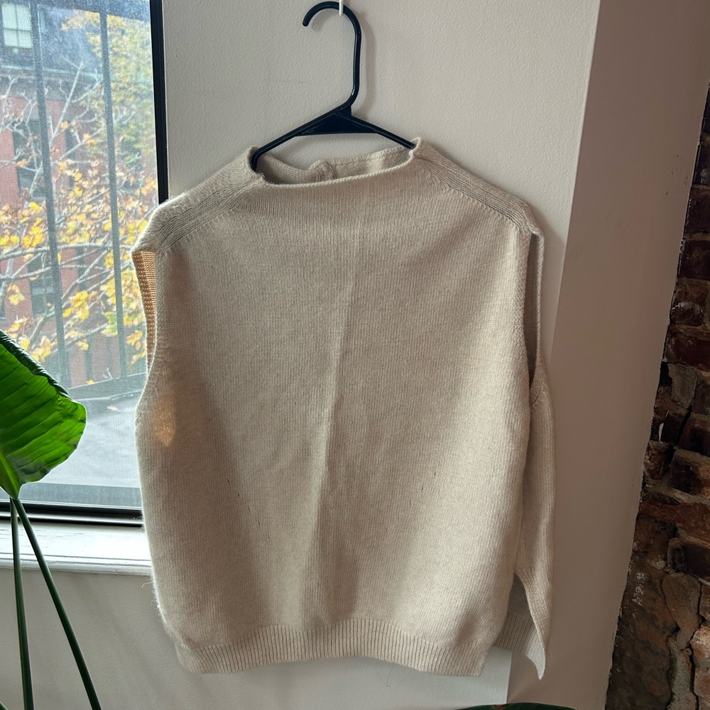 Cream relaxed fit knit vest